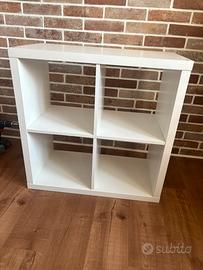 8 KALLAX e 17 Contenitori grigio DRONA