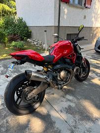 Ducati monster 821