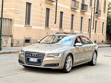 Audi A8 Lunga 6.3 W12 FSI 500cv Tiptornic8 Quattro
