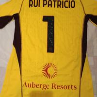 Match worn shirt unwashed + CoA Rui Patricio