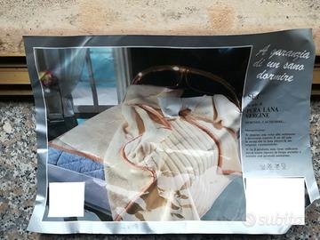 Completo da camera in lana Merinos