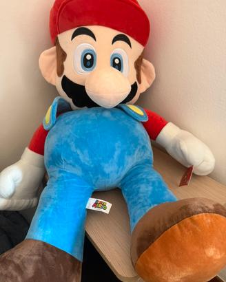 PELUCHE