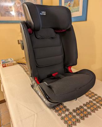 Seggiolino auto per bimbi con isofix
