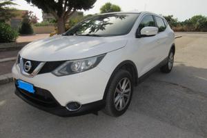 Nissan Qashqai bianco - diesel