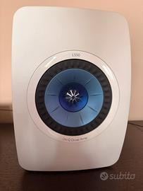 KEF LS50 white, diffusori da stand audiophile