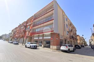 5 LOCALI A LUCERA