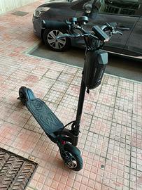 Monopattino Kaboo Mantis (NON SI ACCENDE)