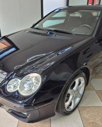 Mercedes-benz C 200 Mercedes C200 SportCoupe Unico