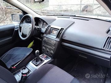 land rover freelander 2014
