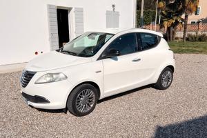 Lancia Ypsilon 1.2 benzina 