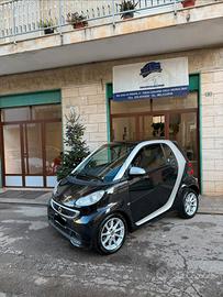 Smart ForTwo 1000 52 kW MHD coupé pure
