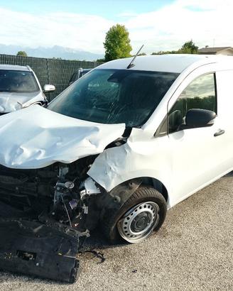 RENAULT Kangoo 1.5 Blue dCi 95 CV VAN