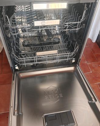 lavastoviglie Hotpoint Ariston classe B (ex a+++)