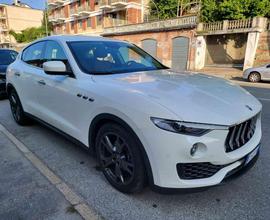 MASERATI Levante 3.0 V6 350CV Q4 Auto