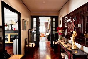 Elegante Appartamento di Pregio in Via Cattaneo -