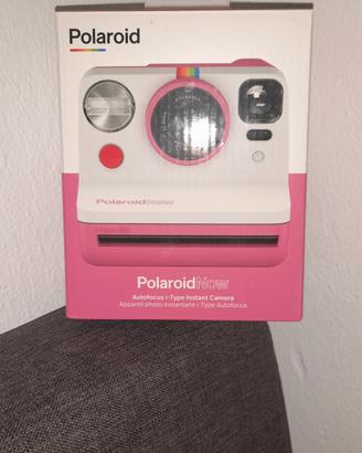 Polaroid rosa e bianca 