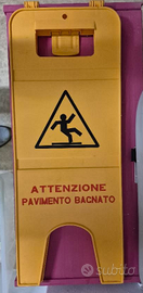 Cartello Avvertimento Anti-Scivolo, in Italiano