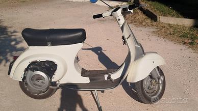 Piaggio Vespa 50 R (V5A1)
