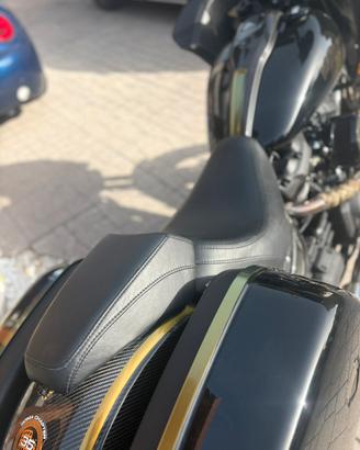 Sella harley davidson