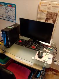 Monitor, Tastiera e mouse