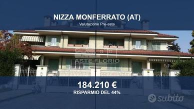 Immobile in asta di 456 m² con box auto a Nizza Mo