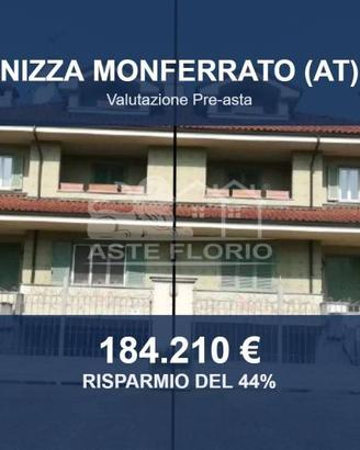 Immobile in asta di 456 m² con box auto a Nizza Mo