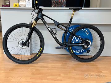 Megamo Track 04 full carbon