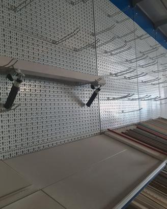 Scaffali a parete Scaffsystem pari al nuovo