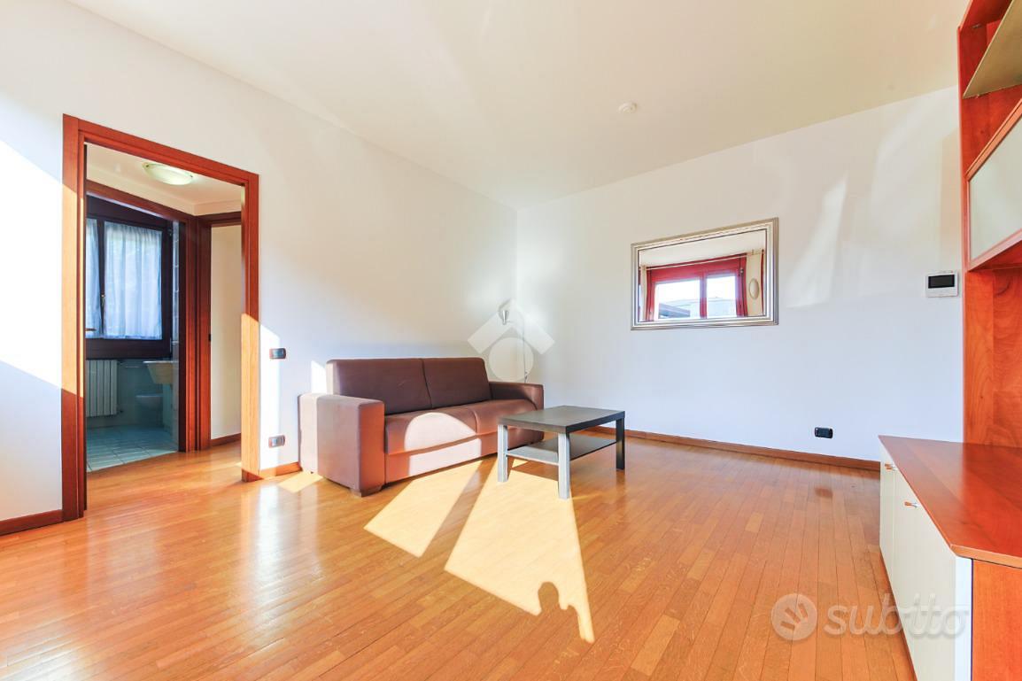 2 LOCALI A MILANO - Vista 4