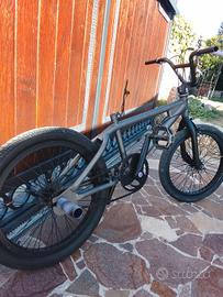 bici bmx da ragazzo