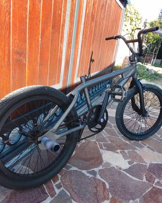bici bmx da ragazzo