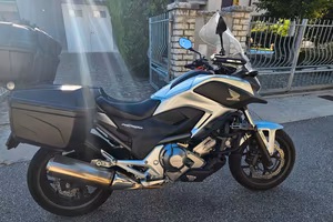 Honda NC700X DCT