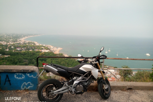 Aprilia Dorsoduro 750