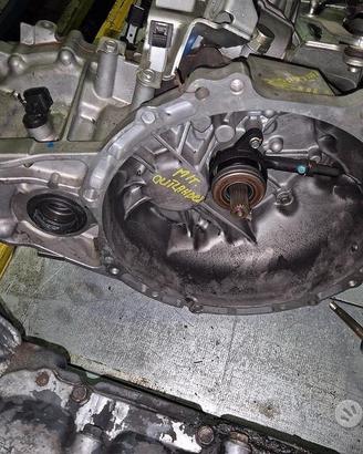 Cambio Manuale Per Mitsubishi Outlander