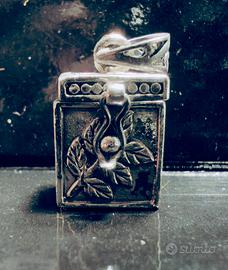 Ciondolo scatolina apribile