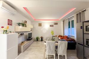 2 LOCALI A PONTEDERA