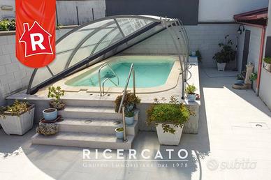 Villa di 200 m² con più di 5 locali e box auto dop