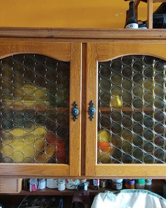 Credenza in legno massello con vetrina, 204×190 cm