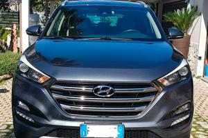 Tucson  1.7 cordiali x possib