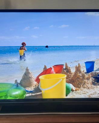 Samsung Smart TV 40” UHD 4K UE40HU6900
