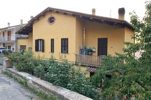 Appartamento di 100 m² con 3 locali e box auto a C