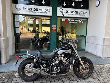 Yamaha V Max 1200