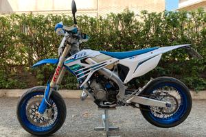 TM 125 FI 2022