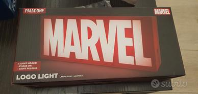 lampada logo Marvel Paladone30cm x 12cm nuovo