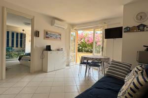 Appartamento a marina di Massa 50mt dal mare