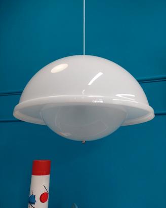 lampadario vintage in plexiglass 
