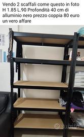 scaffali in metallo nero opaco 