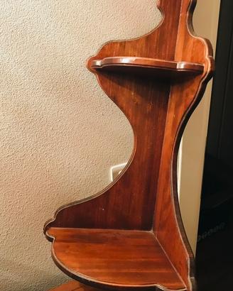 Angoliera arte povera