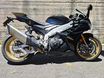 Aprilia RSV4 Factory 2022