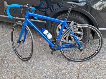 bici corsa carbonio